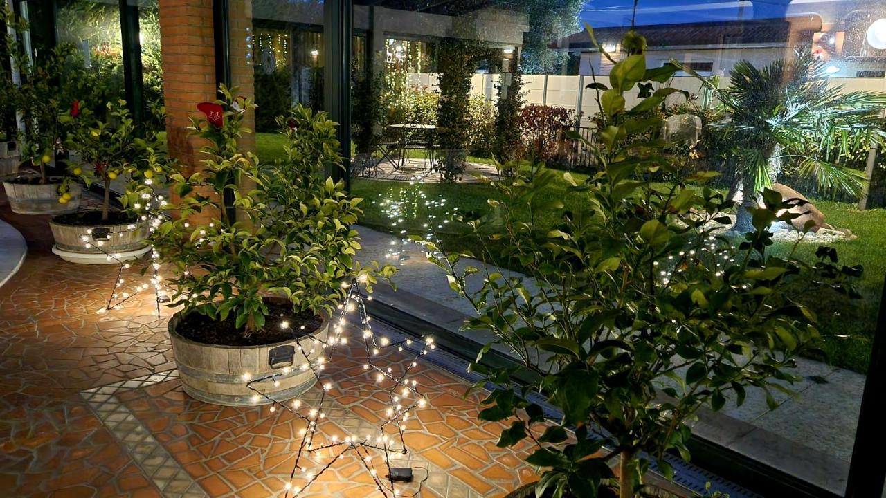 Fontana Oasis Apartments 카스텔누보델가다 외부 사진