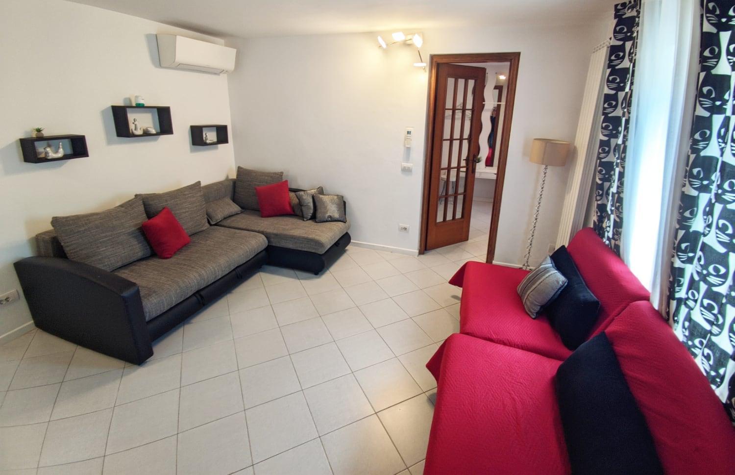 Fontana Oasis Apartments 카스텔누보델가다 객실 사진