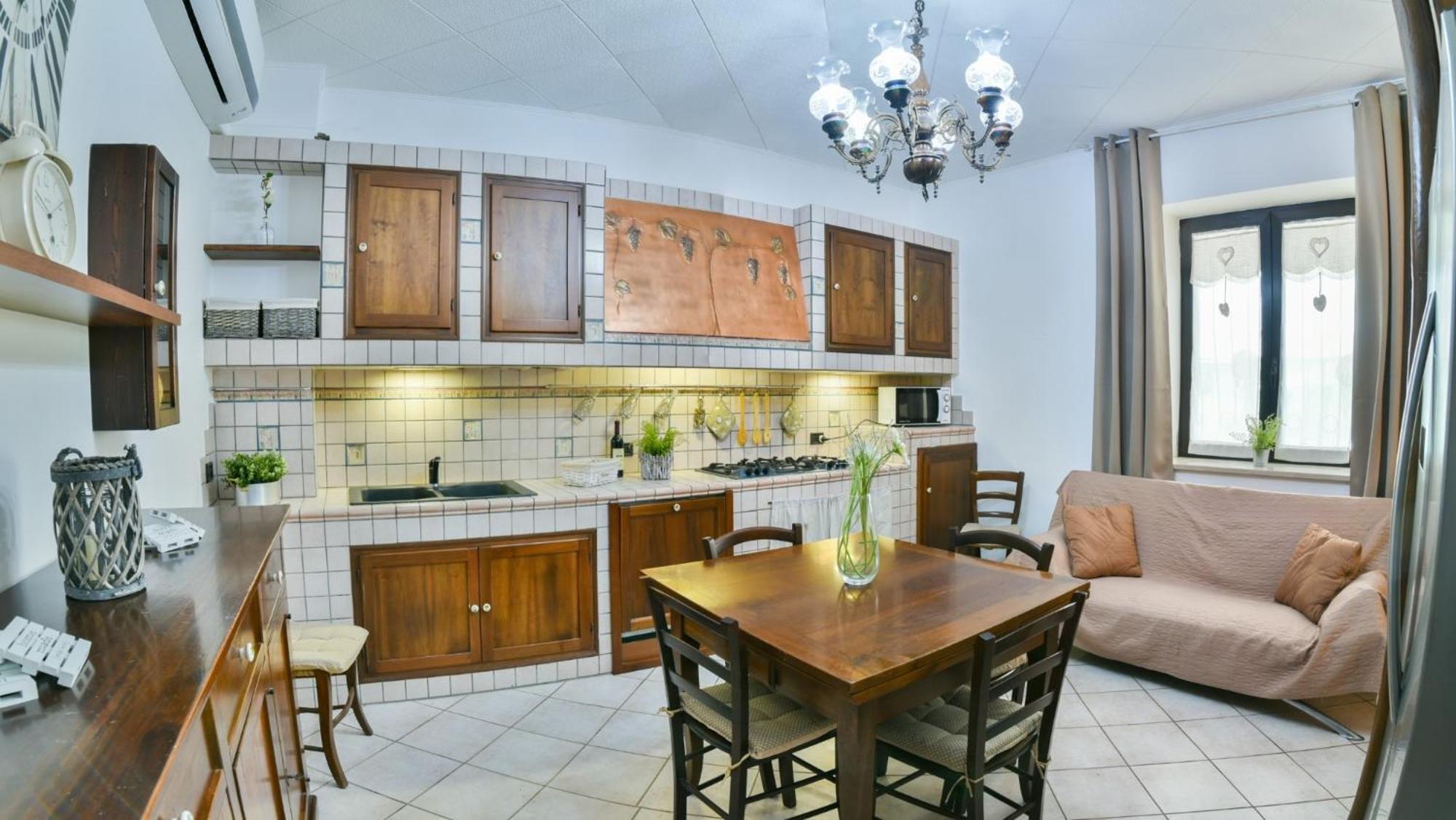 Fontana Oasis Apartments 카스텔누보델가다 객실 사진