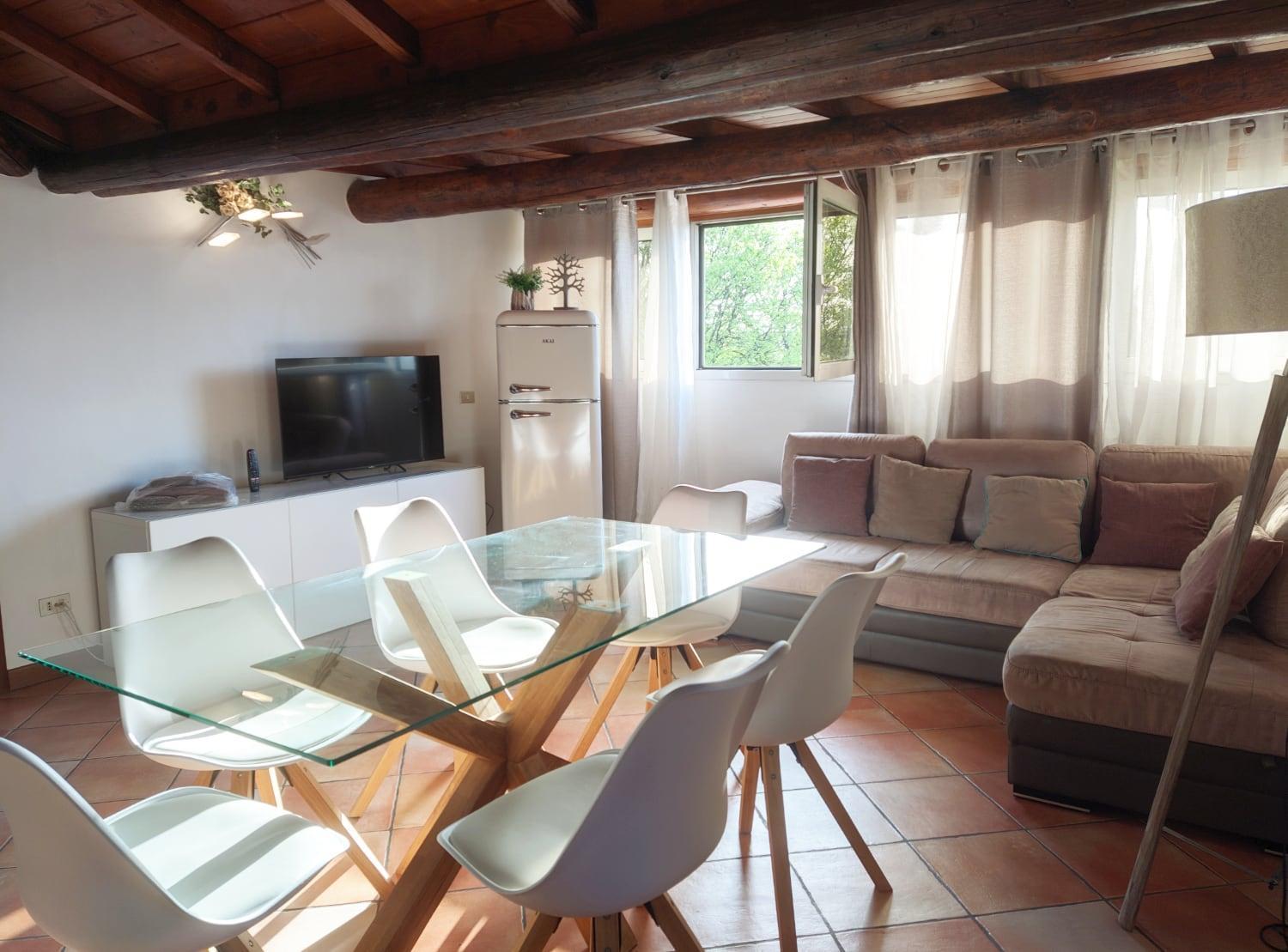 Fontana Oasis Apartments 카스텔누보델가다 객실 사진